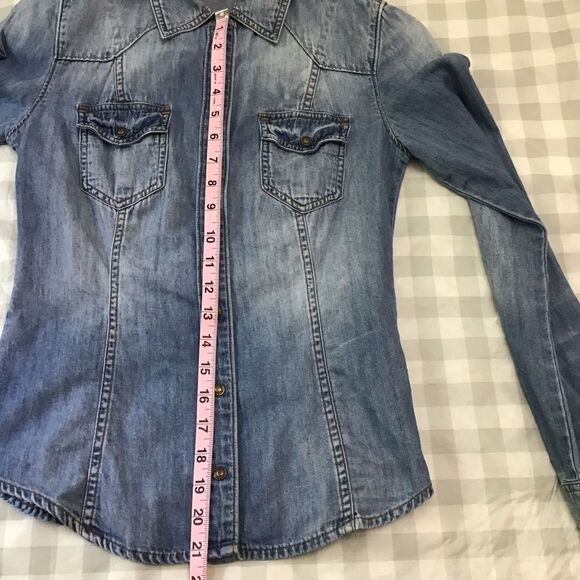 GUESS jeans snap button down shirt blue denim 100% cotton coastal cowgirl XXS - Picture 9 of 12